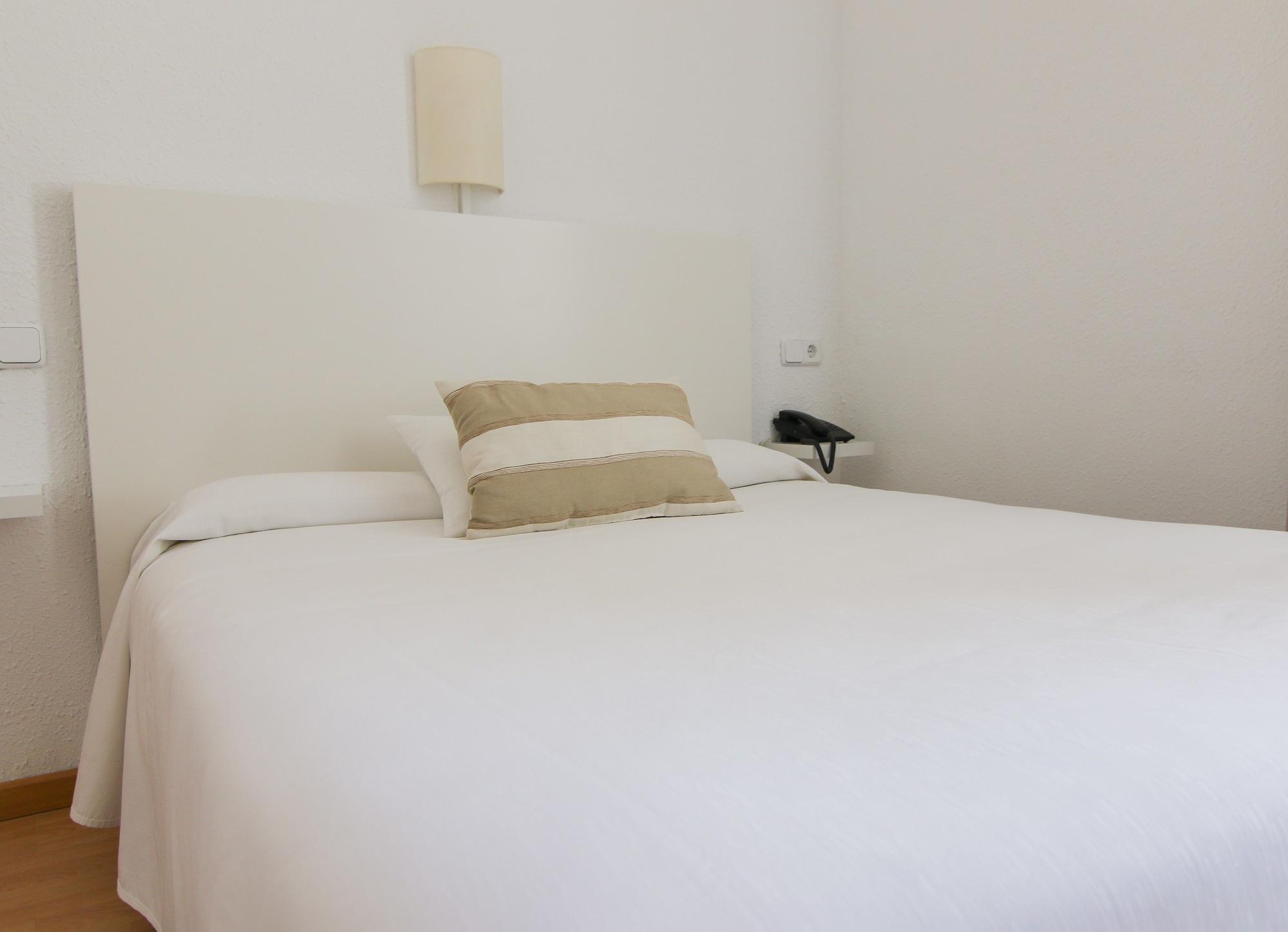 Hotel Capri Sitges Zewnętrze zdjęcie
